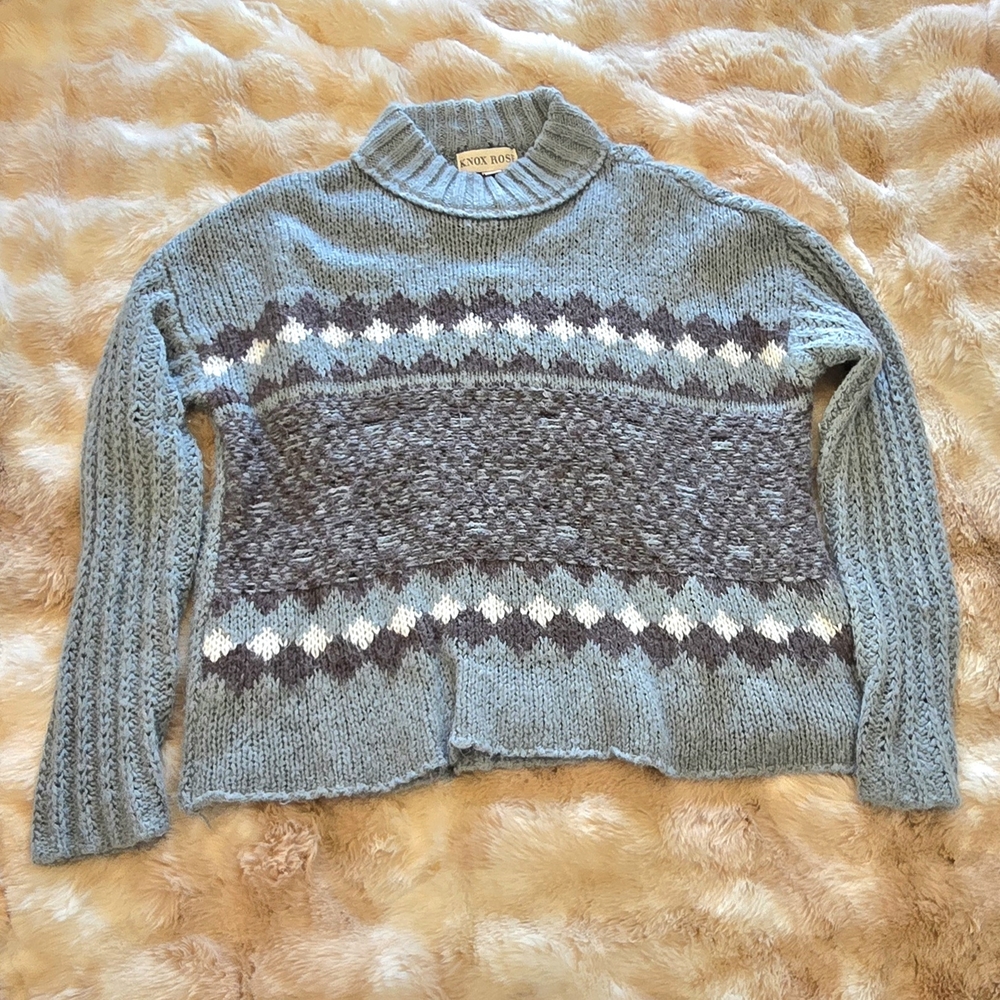 Knox Rose Textured Blue and Gray Turtleneck Sweater